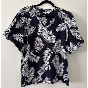 Chicos 2 L Navy Blue White Palm Branch Short Sleeve Heavy V-Neck Soft Top Beach